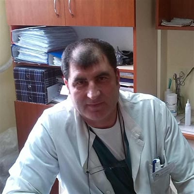 д-р Радослав  Попов
