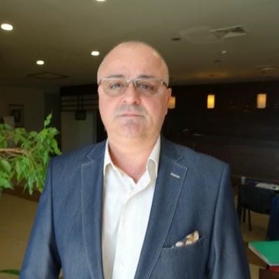 проф. Тихомир Ефтимов