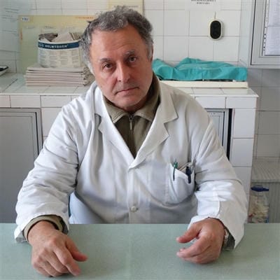 д-р Вихър Василев