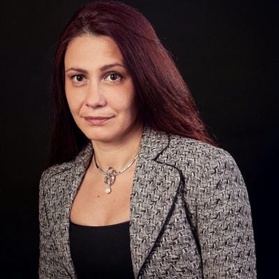 маг.-фарм. Невена Манолова