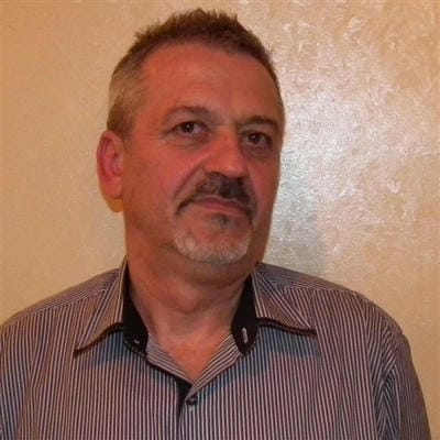 д-р Николай Николов