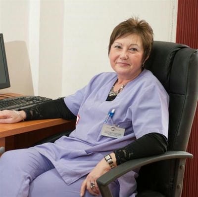 д-р Елена Караманова