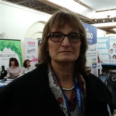 проф. Мая  Константинова