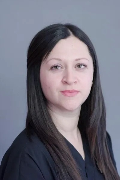 Елена Николова