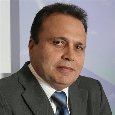 Проф. Любомир  Хараланов дм