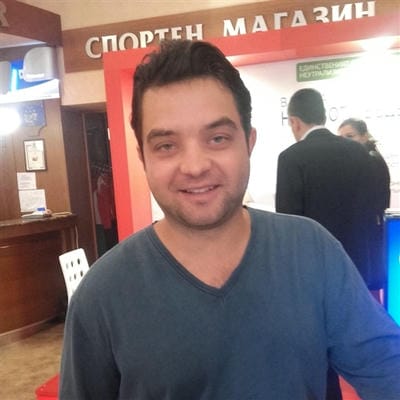 д-р Милен Томов