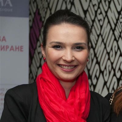 Маг.-фарм. Гюлден Иванова