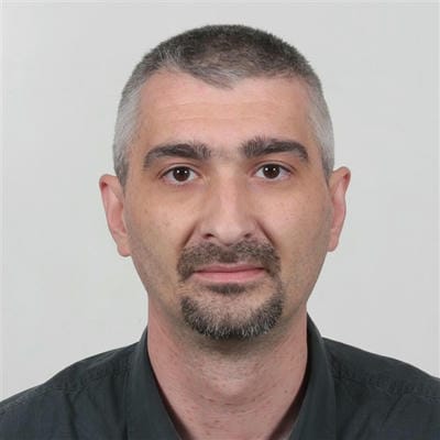 доц. д-р Делян Пенев Делев, дм