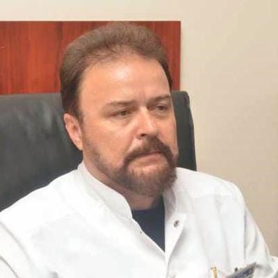 проф. Светлозар Хараланов