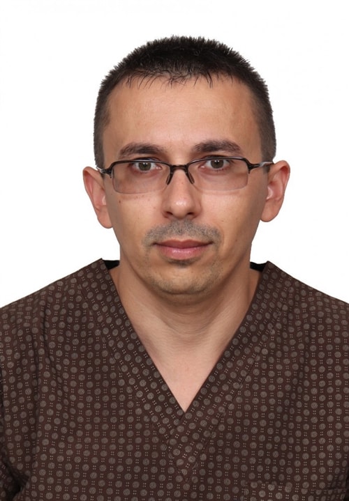 Д-р Стефан Карадалиев