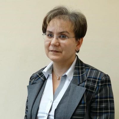 Проф. Цветелина Валентинова, дм