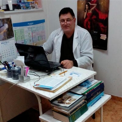 д-р Пламен Димитров