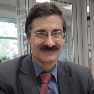 Проф. Димитър Чаръкчиев, дм