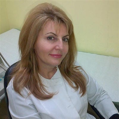 д-р Лора Дойчева