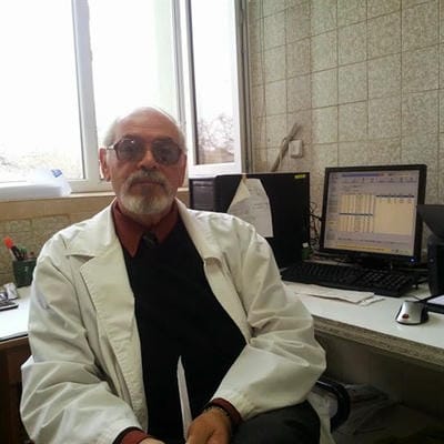 д-р Валентин Петров
