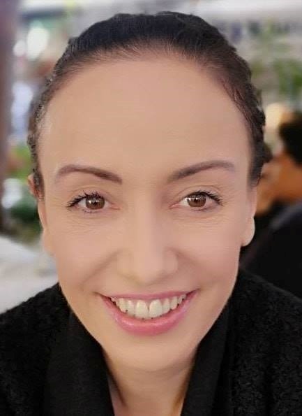Доц. Райна Мандова