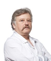 Д-р Евгени Душков