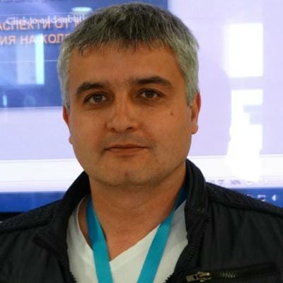 д-р Теодор Колев