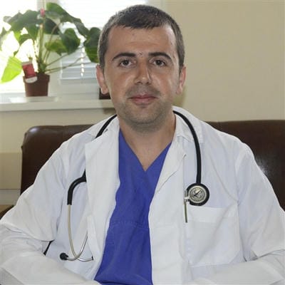 д-р Петър Петров