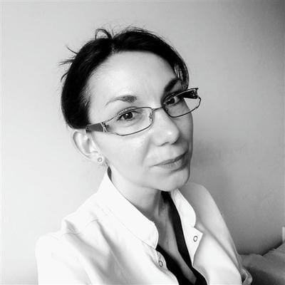 Д-р Деница Любомирова Гълъбова