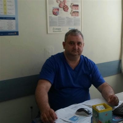 д-р Александър Хаджиценев