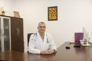 Д-р Пламен Христозов