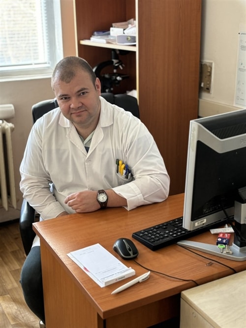 Д-р Добромир Стайков