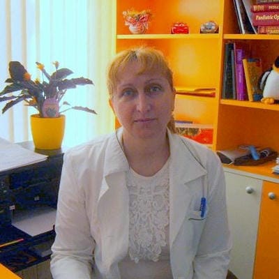 д-р Светла Николова