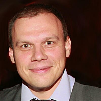 г-н Александър Мандаджиев