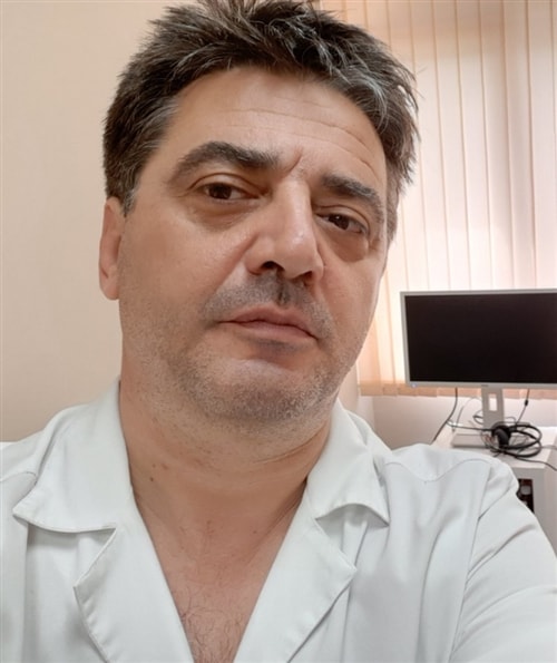 Д-р Румен Петков