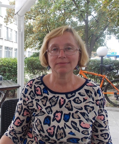 Д-р Валя Сиракова