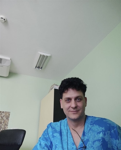 Д-р Михаил Читаков
