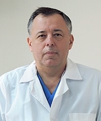 Д-р Пламен Петров, дм