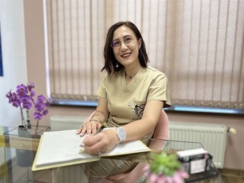 Д-р Вилияна Великова