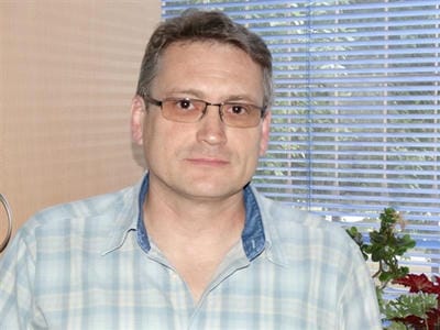 д-р Николай Николов
