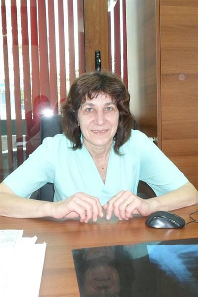 д-р Славка Манолова