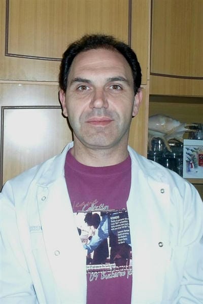 д-р Васил Ангелов