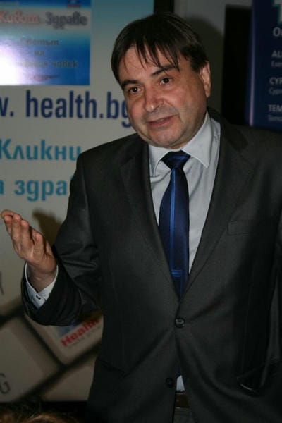 доц. Димитър Калев, дм