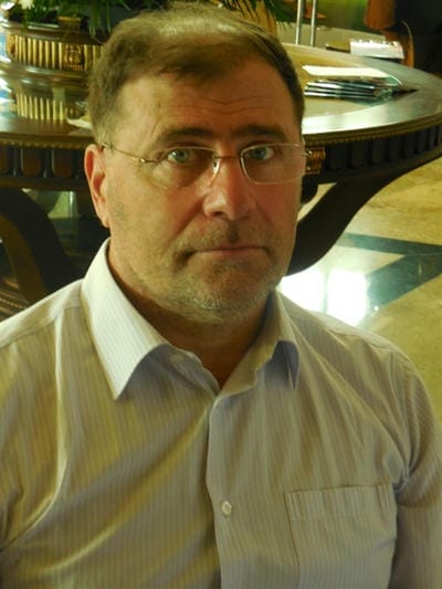 д-р Валентин Иванов