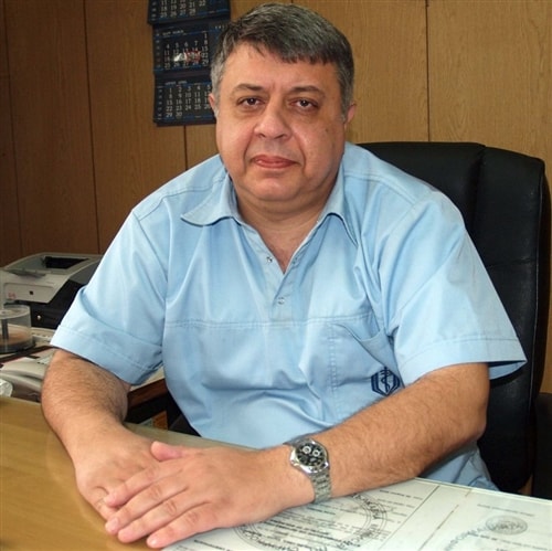 Проф. Ивайло Въжаров, дм