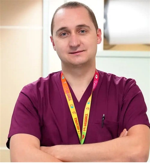 Д-р Момчил Фиданов